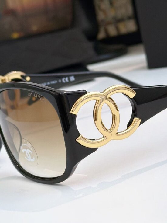 Chanel Oversized Square Sunglasses main image 2